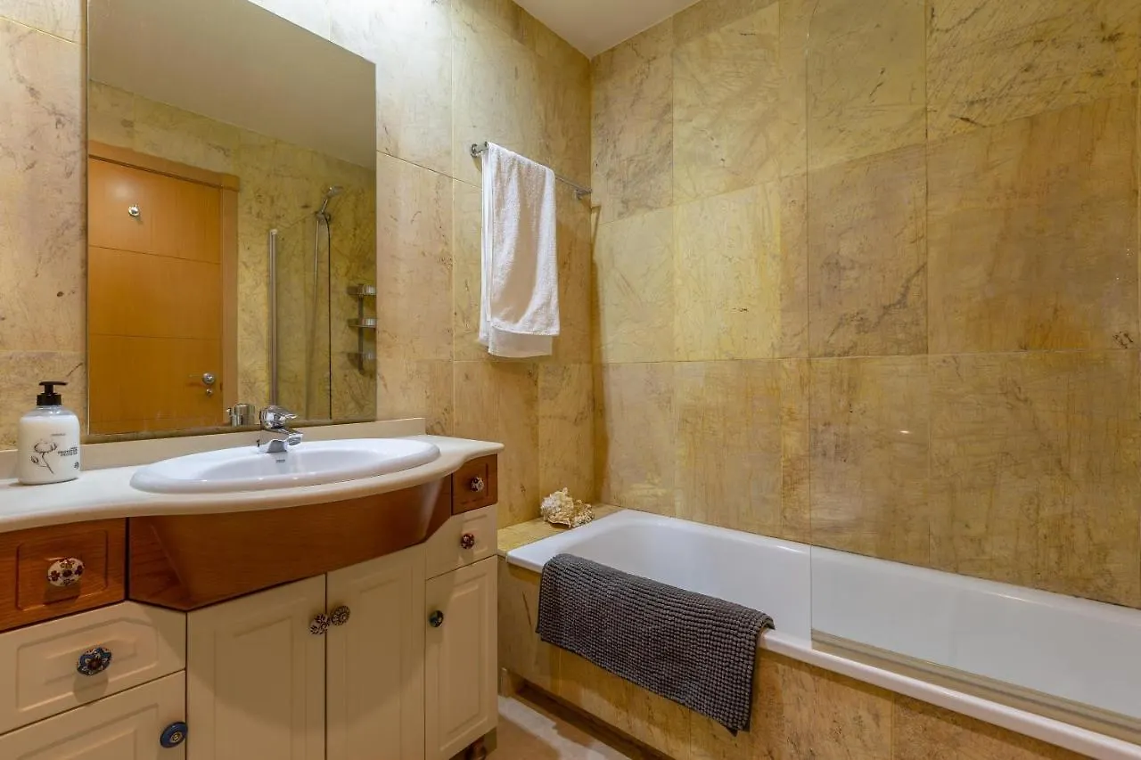 Arenal Golf Holidays Apt Benalmádena 0*,  İspanya